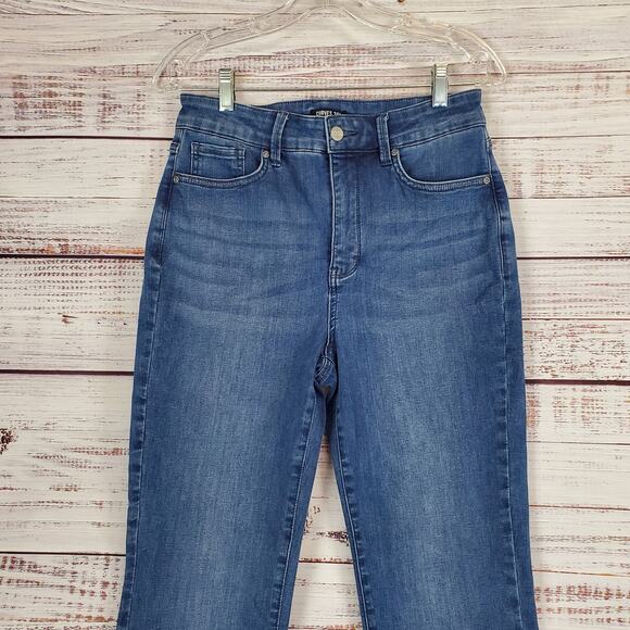 NYDJ Curves 360 Jeans Fit is Everything Denim in Heavenly Size 6 - Picture 5 of 13